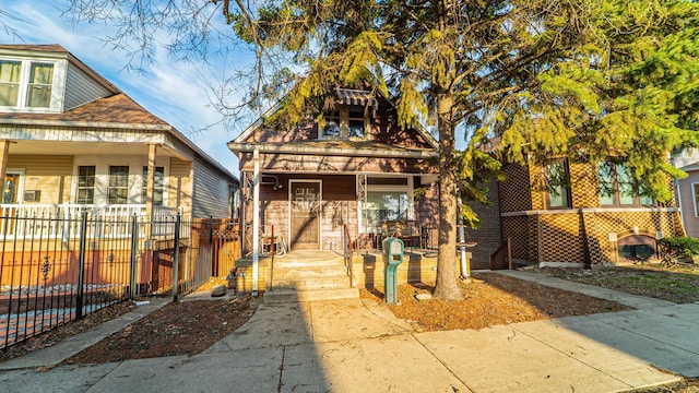 10747 S S Ave H, Chicago, IL 60617 - view of front of home with covered porch