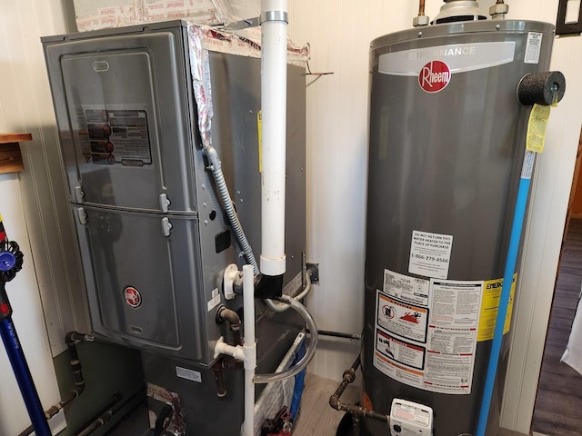 3100 W Brooke Ave, Waukegan, IL 60087 - utility room featuring gas water heater and heating unit
