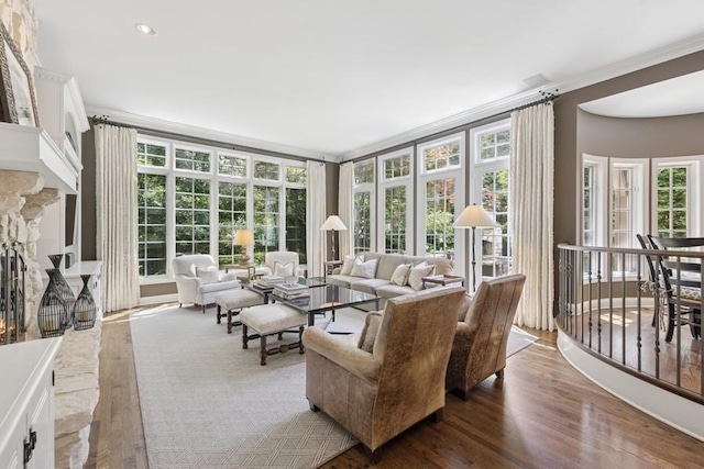 31 Oak St S, Hinsdale, IL 60521 - living room featuring wood finished floors and ornamental molding