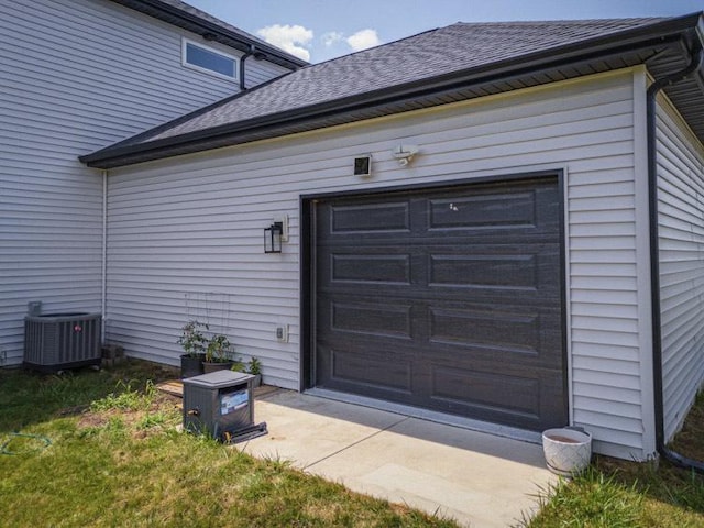 207 Eldon Dr, Downs, IL 61736 - view of garage