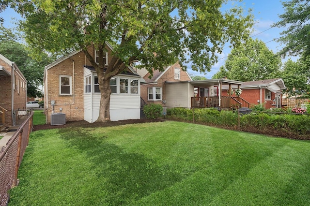 5406 N Mulligan Ave, Chicago, IL 60630 - back of property with brick siding