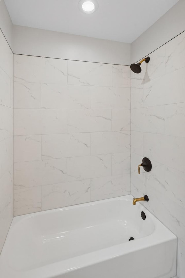 5406 N Mulligan Ave, Chicago, IL 60630 - full bathroom featuring  shower combination