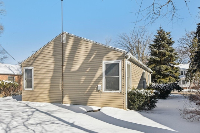 22 N Lewis Ave, Waukegan, IL 60085 - photo 15