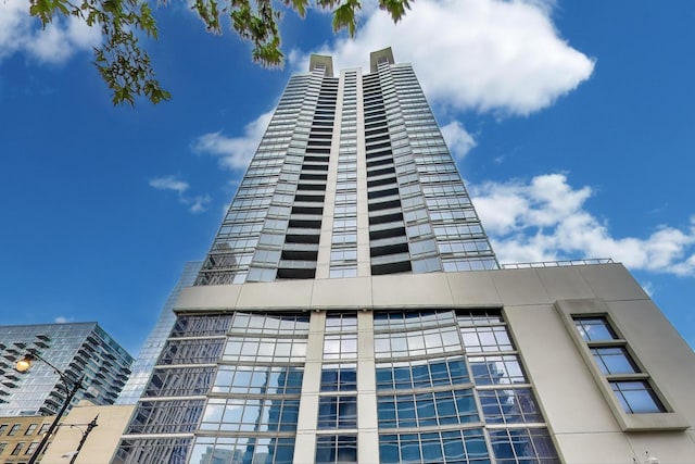 100 E 14th St Unit 709, Chicago, IL 60605 - photo 1
