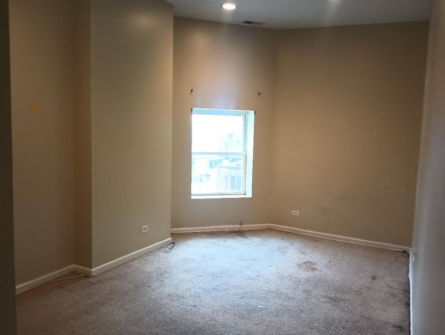2236 W Monroe St, Chicago, IL 60612 - carpeted empty room featuring baseboards