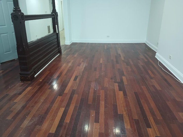 2236 W Monroe St, Chicago, IL 60612 - unfurnished room with dark wood-style flooring and baseboards