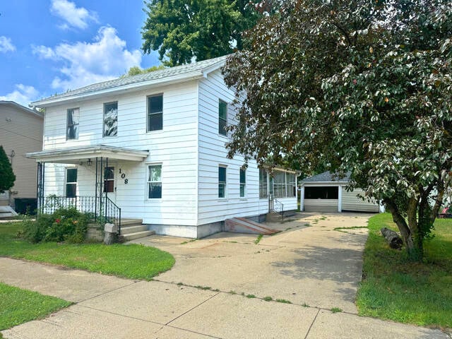 108 Deleon St, Ottawa, IL 61350 - photo 1
