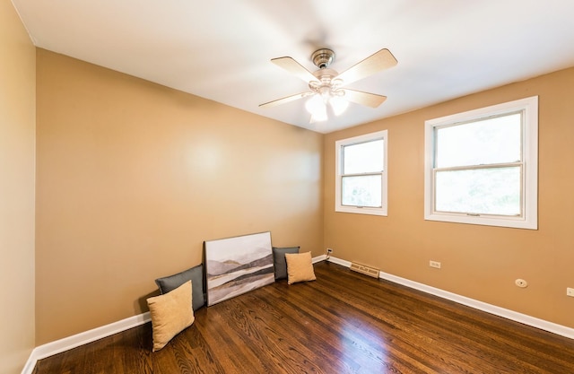 536 S Echo Ln, Palatine, IL 60067 - empty room featuring dark wood-type flooring and a ceiling fan
