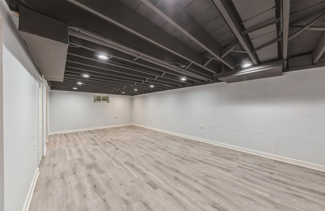 536 S Echo Ln, Palatine, IL 60067 - finished below grade area with wood finished floors and baseboards