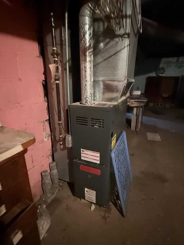 1250 Corbin St, Rockford, IL 61102 - utility room with heating unit