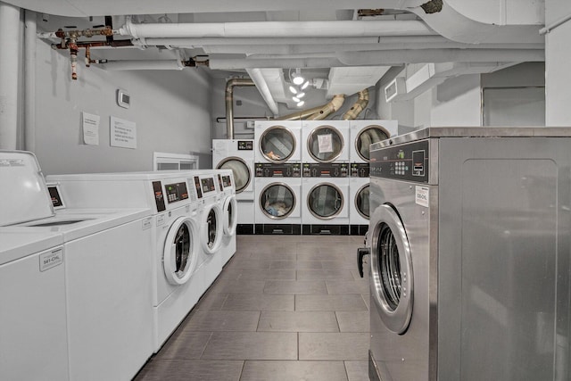 1550 N Lake Shore Dr Unit 2A, Chicago, IL 60610 - community laundry room with independent washer and dryer and stacked washer and clothes dryer