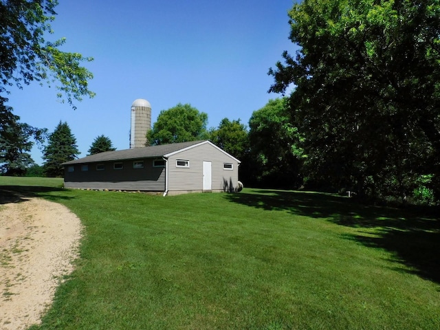 4256 W Egan Rd, Leaf River, IL 61047 - view of green lawn