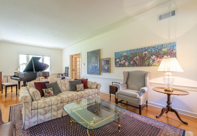 1286 W Stephenson St, Freeport, IL 61032 - living room featuring wood finished floors