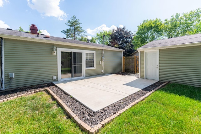 1614 E Dresser Rd, Dekalb, IL 60115 - view of patio