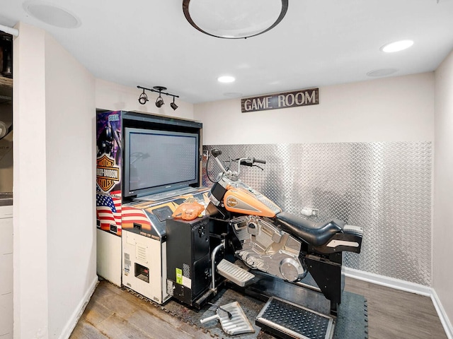 385 E Irving Park Rd, Streamwood, IL 60107 - miscellaneous room featuring wood finished floors and recessed lighting