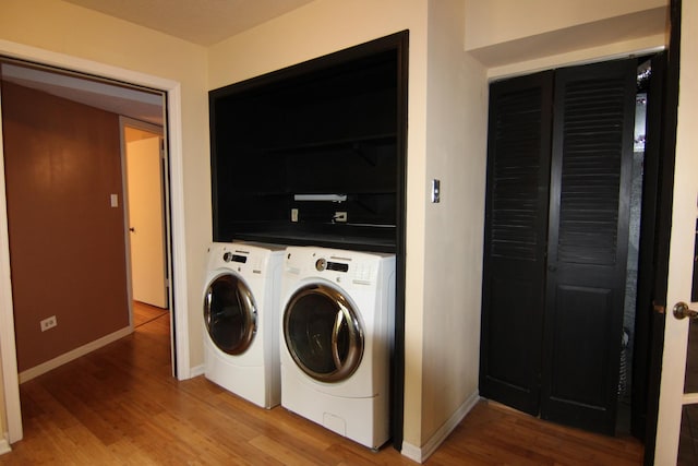 16612 S Catawba Rd, Homer Glen, IL 60491 - laundry area featuring washer and clothes dryer and wood finished floors