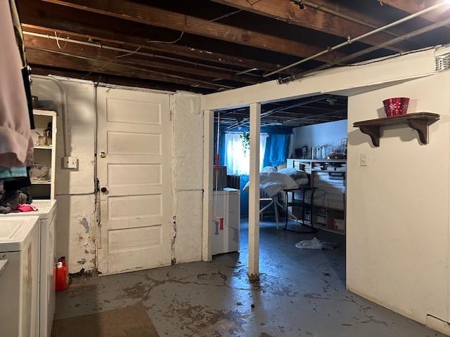 4540 N Menard Ave, Chicago, IL 60630 - below grade area with independent washer and dryer