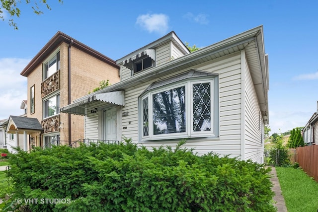 2221 N 73rd Ct, Elmwood Park, IL 60707 - photo 3