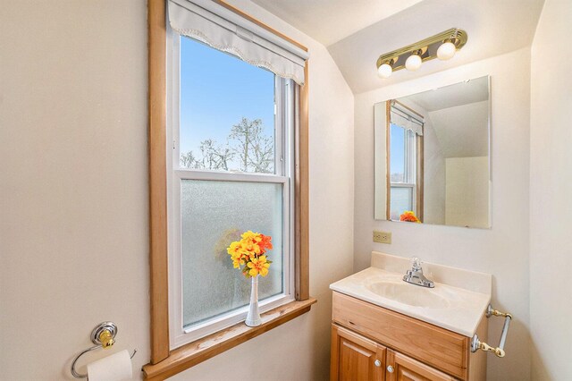 17958 Escanaba Ave, Lansing, IL 60438 - bathroom with vanity