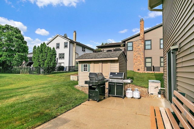 1642 Iowa Dr, Elk Grove Village, IL 60007 - view of patio with a storage unit and area for grilling