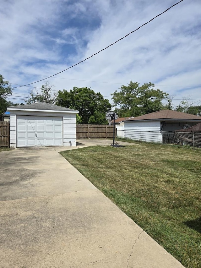 540 47th Ave, Bellwood, IL 60104 - view of yard with an outbuilding and a garage