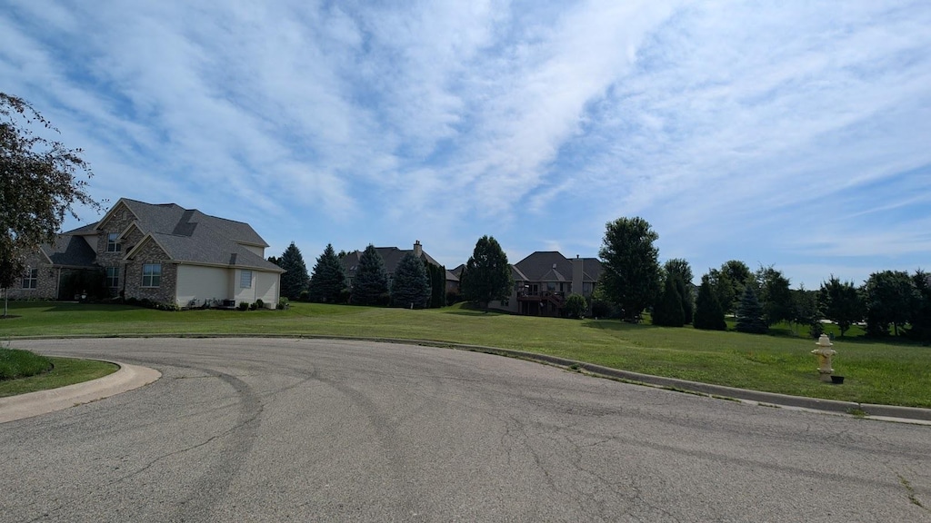 905 Tivoli Dr, Rockford, IL 61107