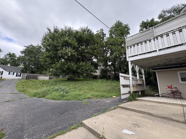 17 S Cagwin Ave, Joliet, IL 60436 - view of yard with a patio and a balcony