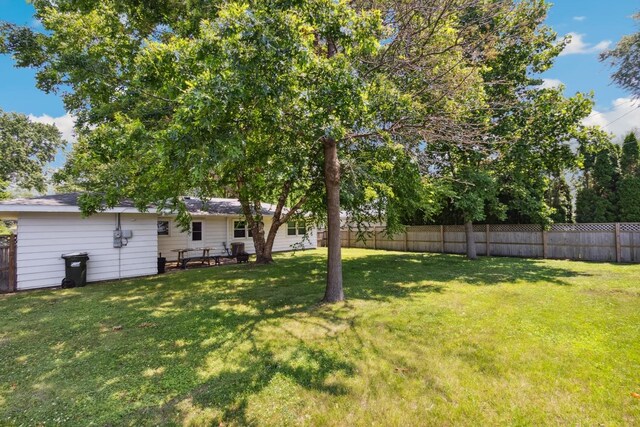 1807 21st Ave, Sterling, IL 61081 - view of fenced backyard