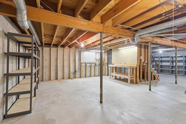 1619 Arnold Ave, Rockford, IL 61108 - unfinished below grade area with stairway