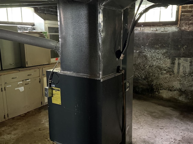 541 W Grove St, Bloomington, IL 61701 - utilities featuring heating unit
