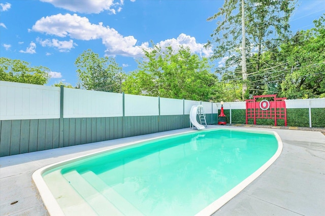 411 Hessel Blvd, Champaign, IL 61820 - view of pool with a water slide