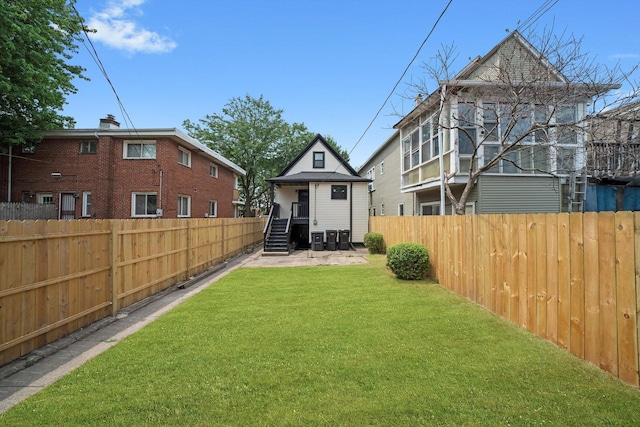10823 S Ewing Ave, Chicago, IL 60617 - view of fenced backyard