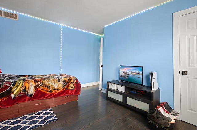 251 W 10th St, Chicago Heights, IL 60411 - bedroom with wood finished floors