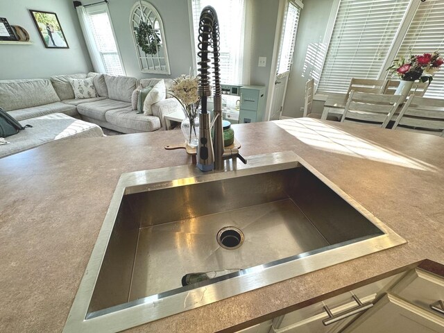 1321 Acorn Dr, Crest Hill, IL 60403 - kitchen view