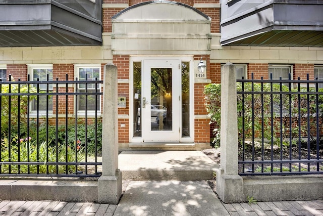 1414 S Halsted St Unit 3A, Chicago, IL 60607 - property entrance featuring brick siding