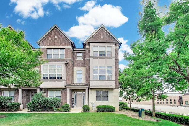 301 Alpine Springs Dr, Vernon Hills, IL 60061 - photo 1
