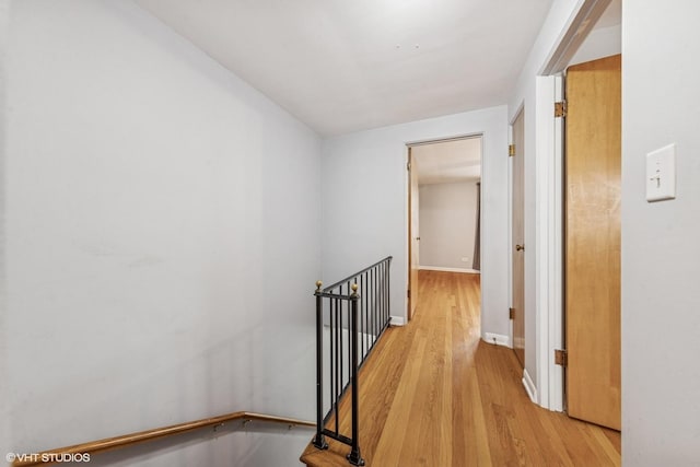 337 Wesley Ave Unit C, Oak Park, IL 60302 - corridor featuring an upstairs landing and light wood finished floors
