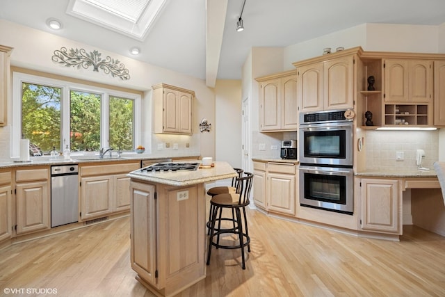 114 Camelot Ln, Libertyville, IL 60048 - photo 12
