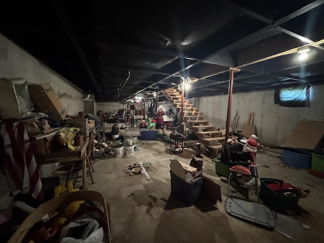 810 Harding Ave, Gillespie, IL 62033 - unfinished basement with stairway