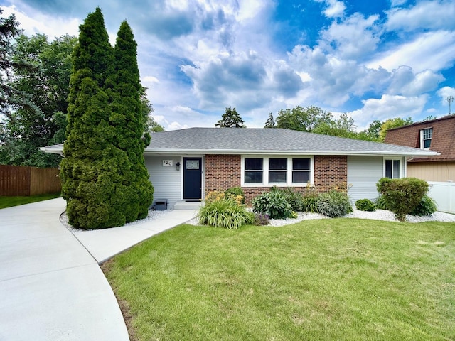 120 Walter Ct, Bloomingdale, IL 60108 - ranch-style home with brick siding