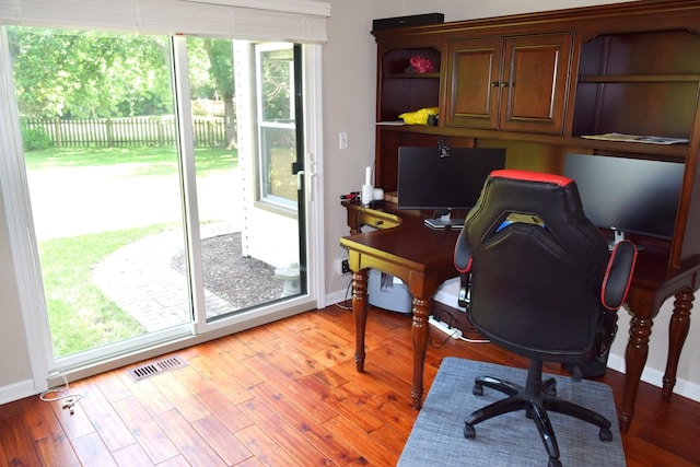 46 Copperwood Dr, Buffalo Grove, IL 60089 - office space featuring light wood-style floors and baseboards