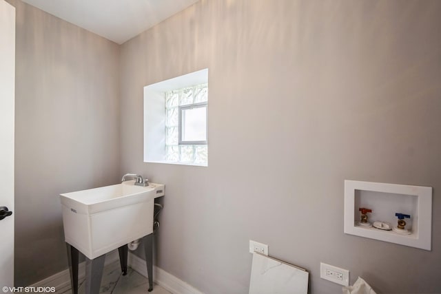 11616 S Lowe Ave, Chicago, IL 60628 - washroom with hookup for a washing machine and baseboards