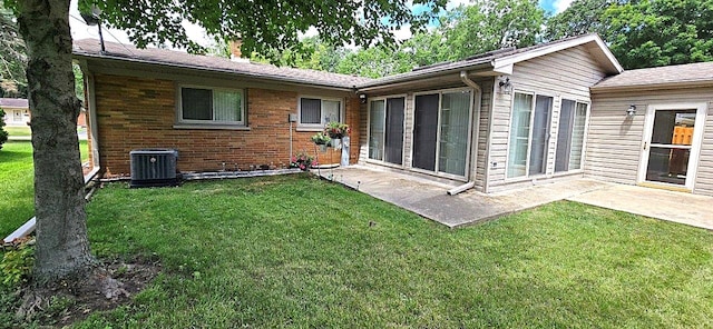 209 Gladys Ave, Fox River Grove, IL 60021 - photo 21