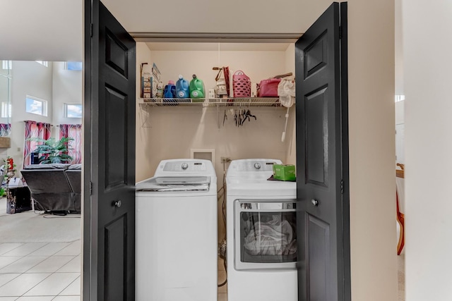 22401 Helen Dr, Sauk Village, IL 60411 - laundry area featuring washer and clothes dryer