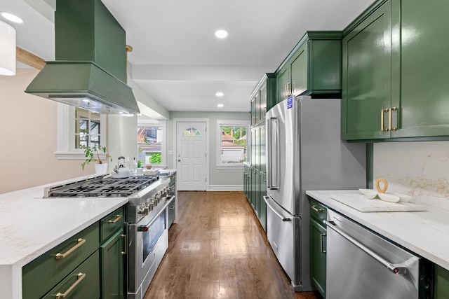 605 Home Ave, Oak Park, IL 60304 - kitchen featuring green cabinetry, stainless steel appliances, custom exhaust hood, dark wood-style flooring, and recessed lighting