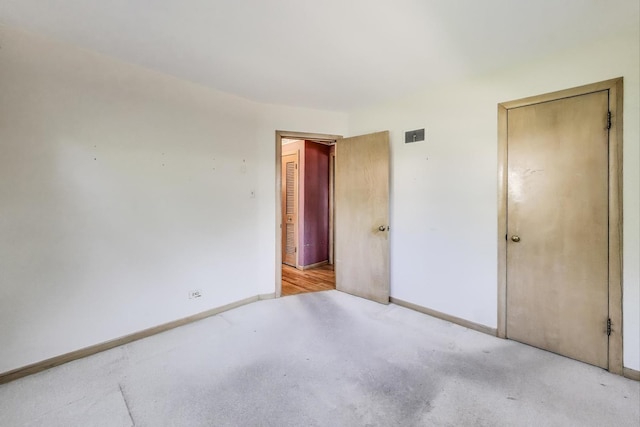 210 N Russel St, Mount Prospect, IL 60056 - unfurnished bedroom with carpet and baseboards