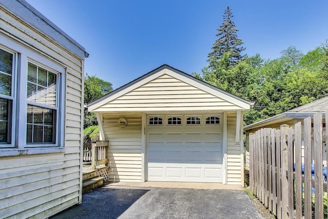 210 N Russel St, Mount Prospect, IL 60056 - detached garage featuring asphalt driveway