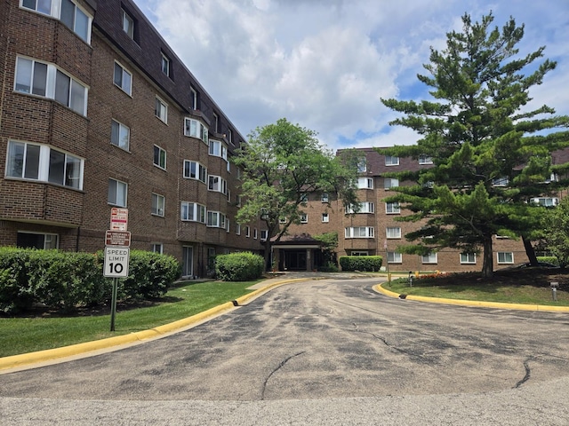 220 S Roselle Rd Unit 308, Schaumburg, IL 60193 - view of apartment building / complex