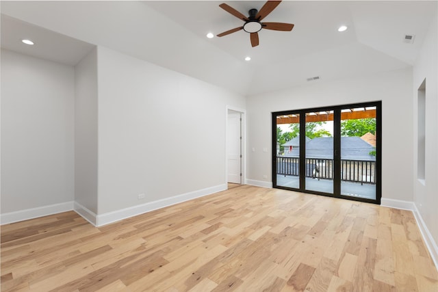 223 Center St, Naperville, IL 60540 - unfurnished room with light wood-style flooring, a ceiling fan, recessed lighting, and lofted ceiling