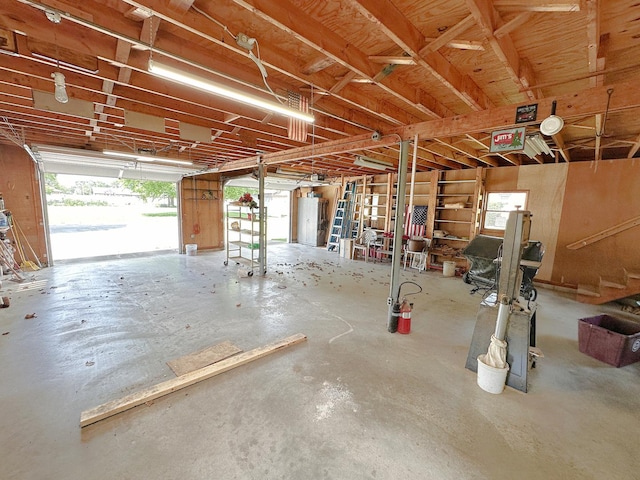 919 S Vermillion St, Streator, IL 61364 - view of garage